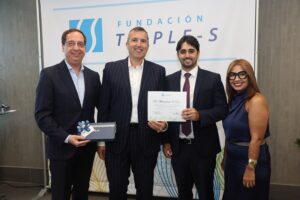 Fundación Triple-S anuncia convocatoria de 9 becas para fortalecer la industria de la salud en Puerto Rico