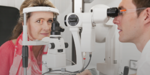 FCPR anuncia beca para médicos oftalmólogos que buscan subespecializarse